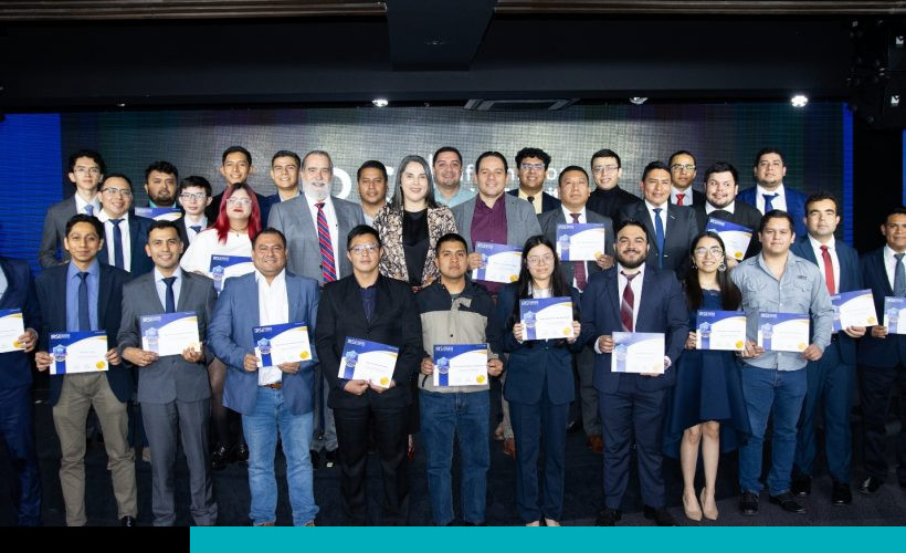 Profesionales graduados en Certificación gratuita en Ciberseguridad