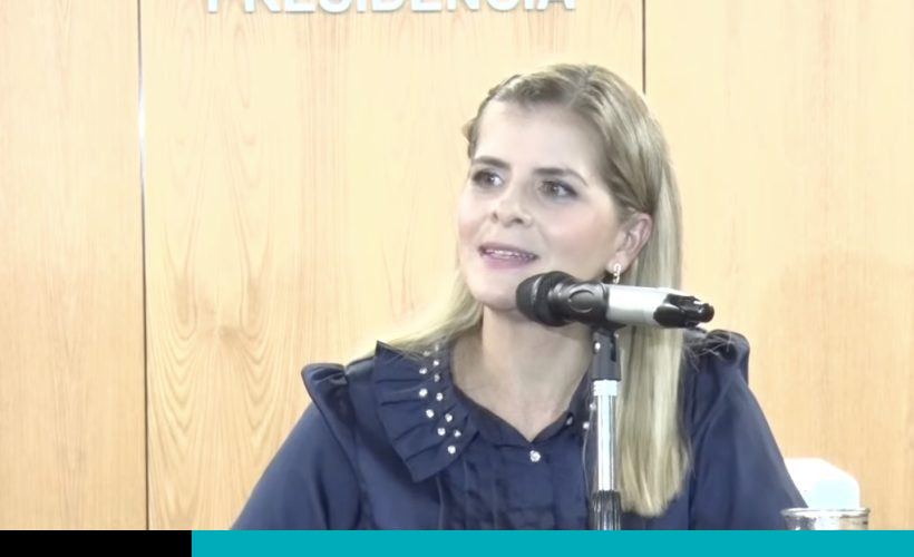 Laura Fernández