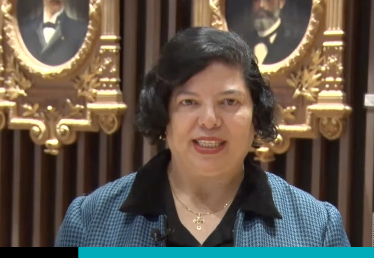 Angela Aguilar diputada