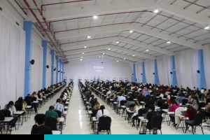 ECOM-CR