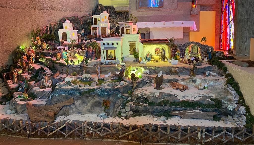 Ticos recobran la tradición de visitar portales - aDiarioCR.com